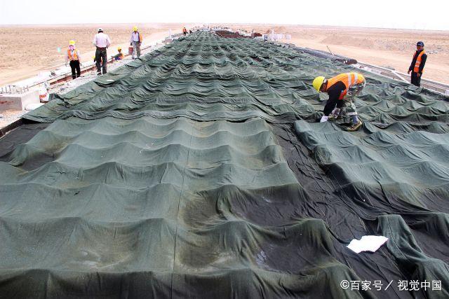 气温低于5℃,混凝土施工怎么做好养护?做好这3点就可以了